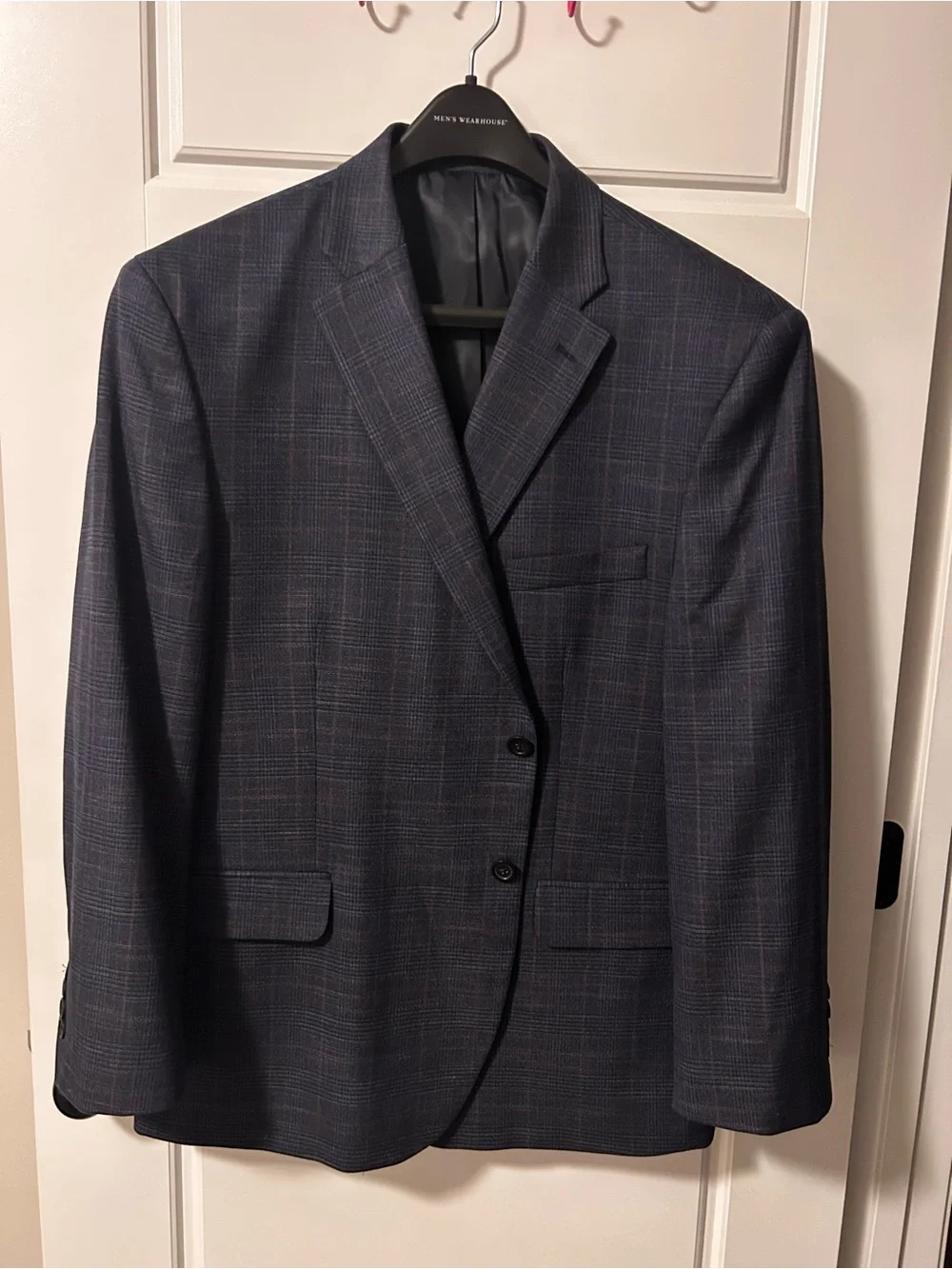 Pronto Uomo Navy Plaid Sport Coat Subtle Burgundy Windowpane. Modern fit stretch